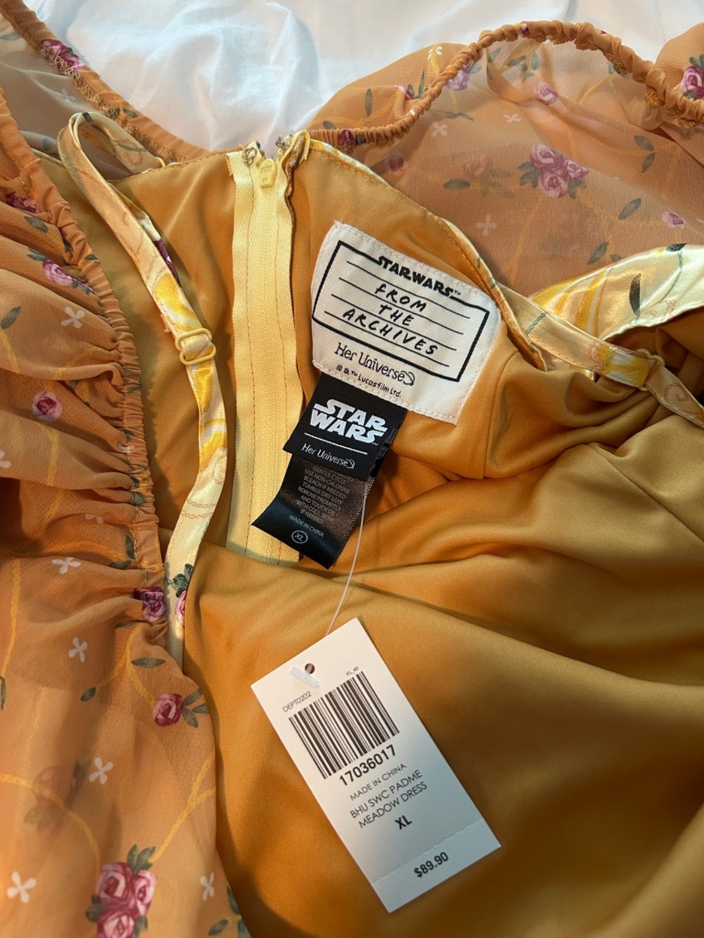 Padme Picnic Her Universe dress size XL NWT - Picture 2 of 2